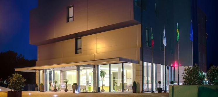 Celorico Palace Hotel & SPA 4* - Braga | Noites c/ Opção de Jantar, Meia-pensão ou Massagem Celorico Palace Hotel & SPA 4* - Braga | Noites c/ Opção de Jantar, Meia-pensão ou Massagem