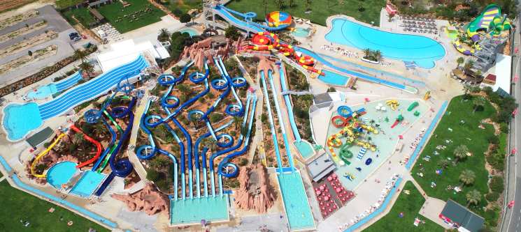 Slide & Splash Algarve! Diversão Total para Toda a Família! Slide & Splash Algarve! Diversão Total para Toda a Família!