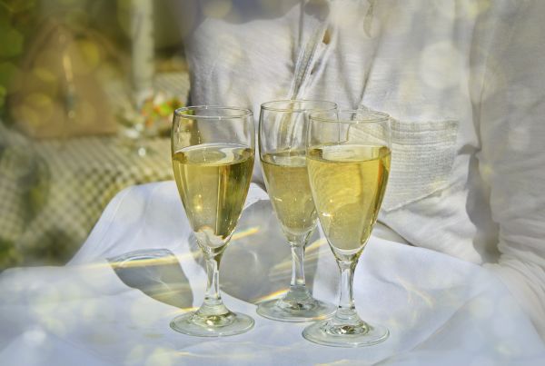 7 conseils avant d'acheter un CHAMPAGNE