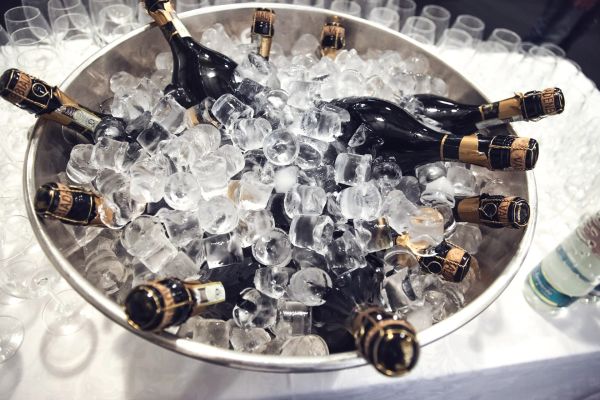 7 conseils avant d'acheter un CHAMPAGNE