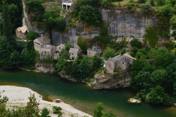 7 destinations françaises pour être loin de la foule cet été