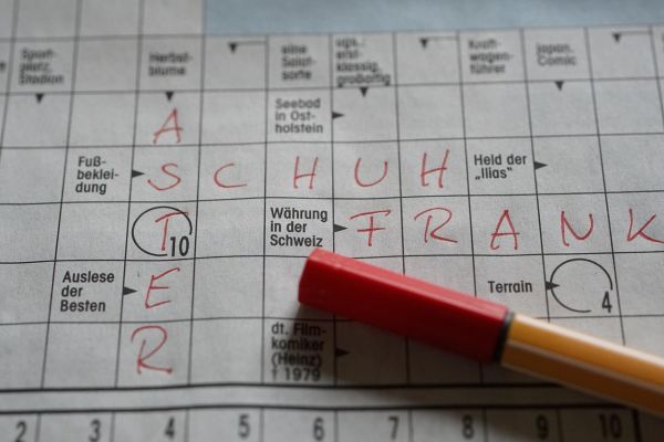 7 métiers INSOLITES dans le monde