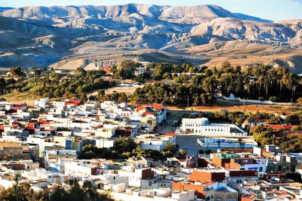 7 pays où la JEUNESSE influence fortement les CHOIX POLITIQUES en 2026