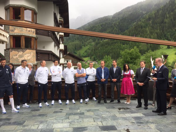 7 Xanax pour Didier Deschamps