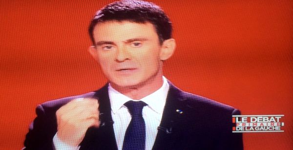 Primaire de la gauche : leurs gestes en disent autant que leurs discours
