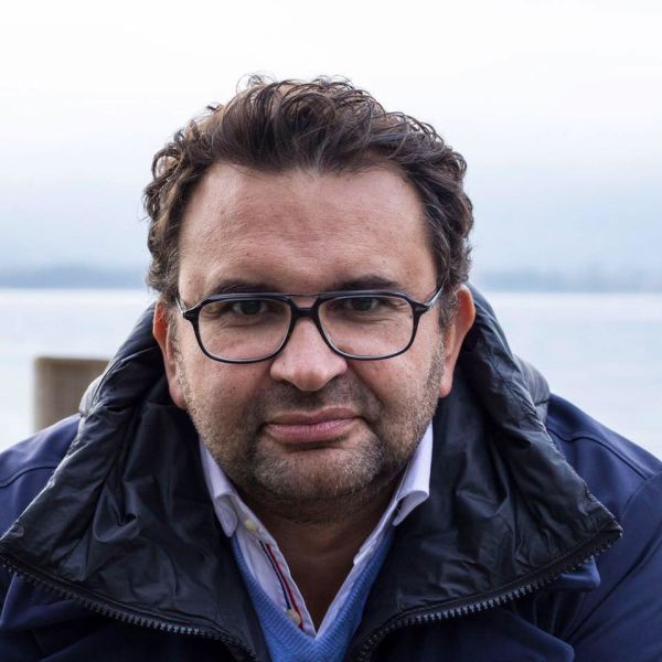 Les influenceurs vont-ils achever les journalistes ?