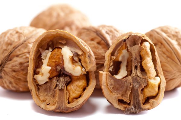 7 teintures capillaires NATURELLES pour éviter le CANCER !