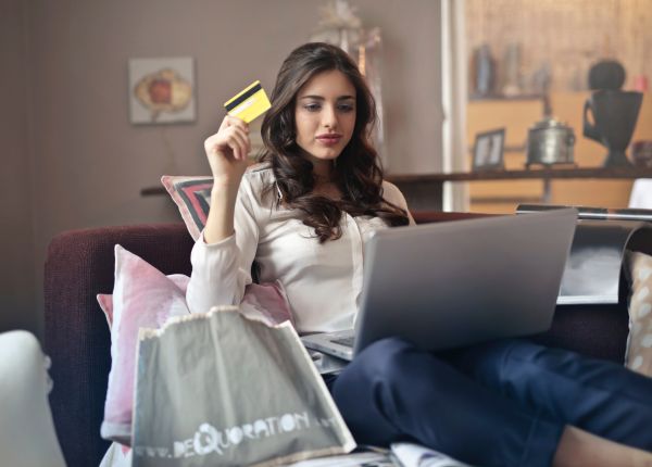 7 moyens SIMPLES de GAGNER SA VIE en ligne