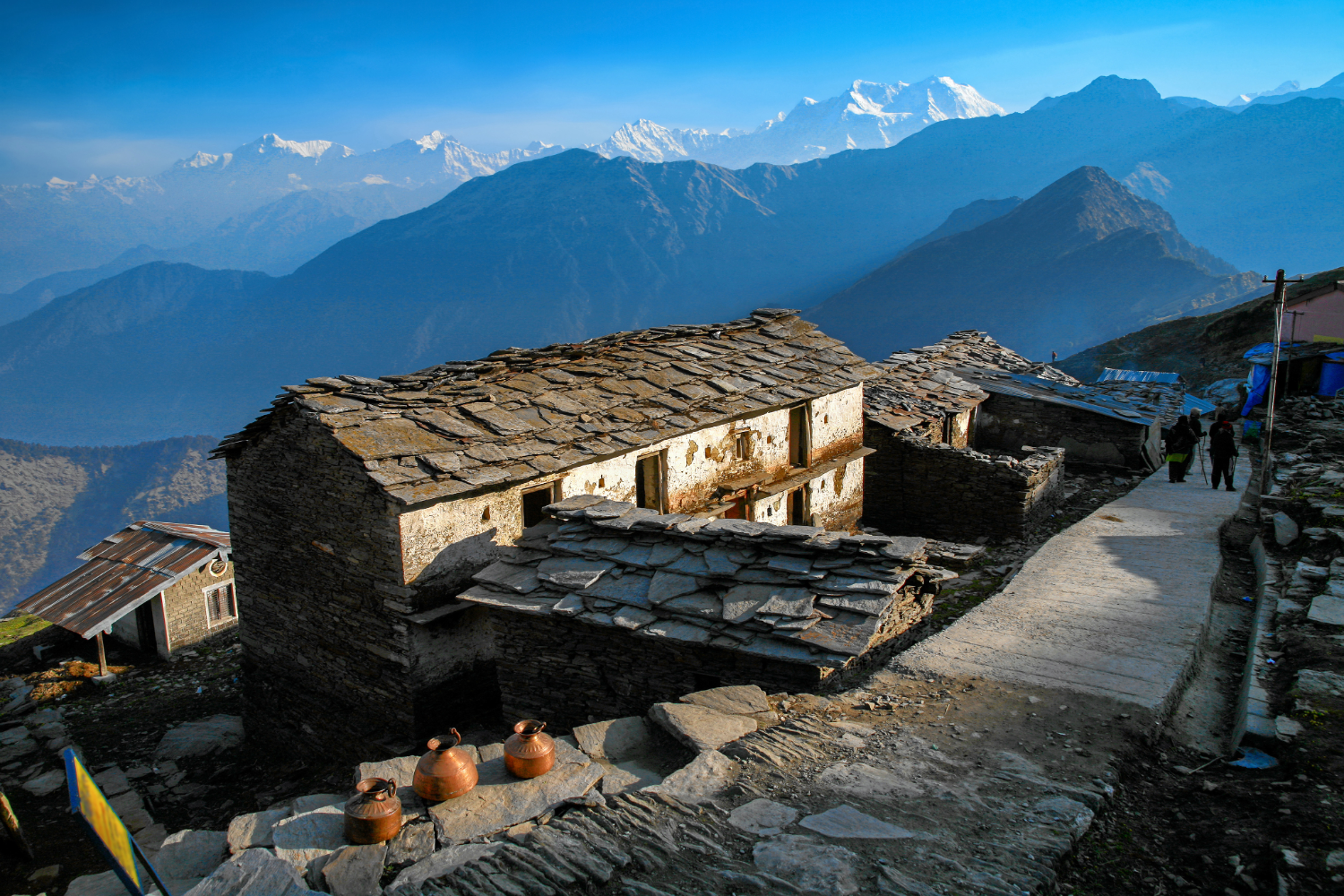Chaukhamba Photo 2