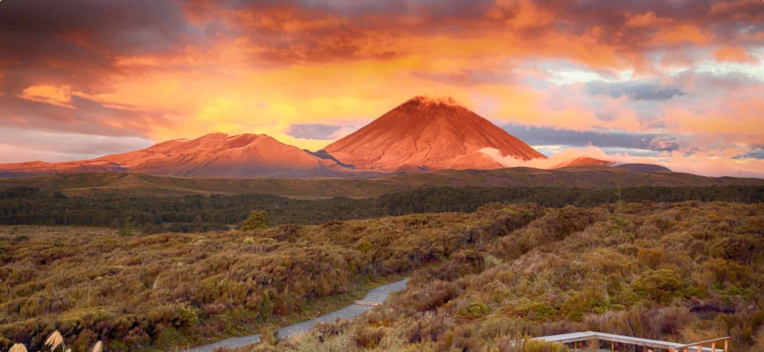 Sunset at Mt.Ngauruho, New Zealand Walking tour