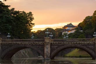 Nijubashi over the Nijubahi-bori at sunset, Kokyogaien National Gardens , Imperial Palace Tokyo