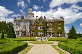 Castle - hotel in Adare - garden view - Ireland