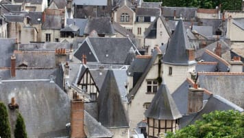 Loire Valley walking tours France