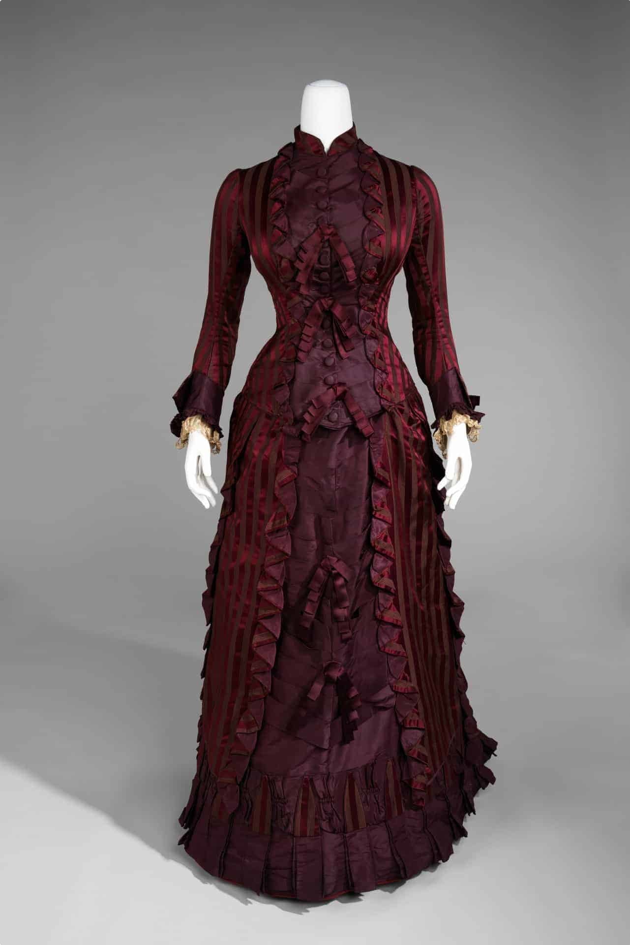 victorian era fashion        <h3 class=