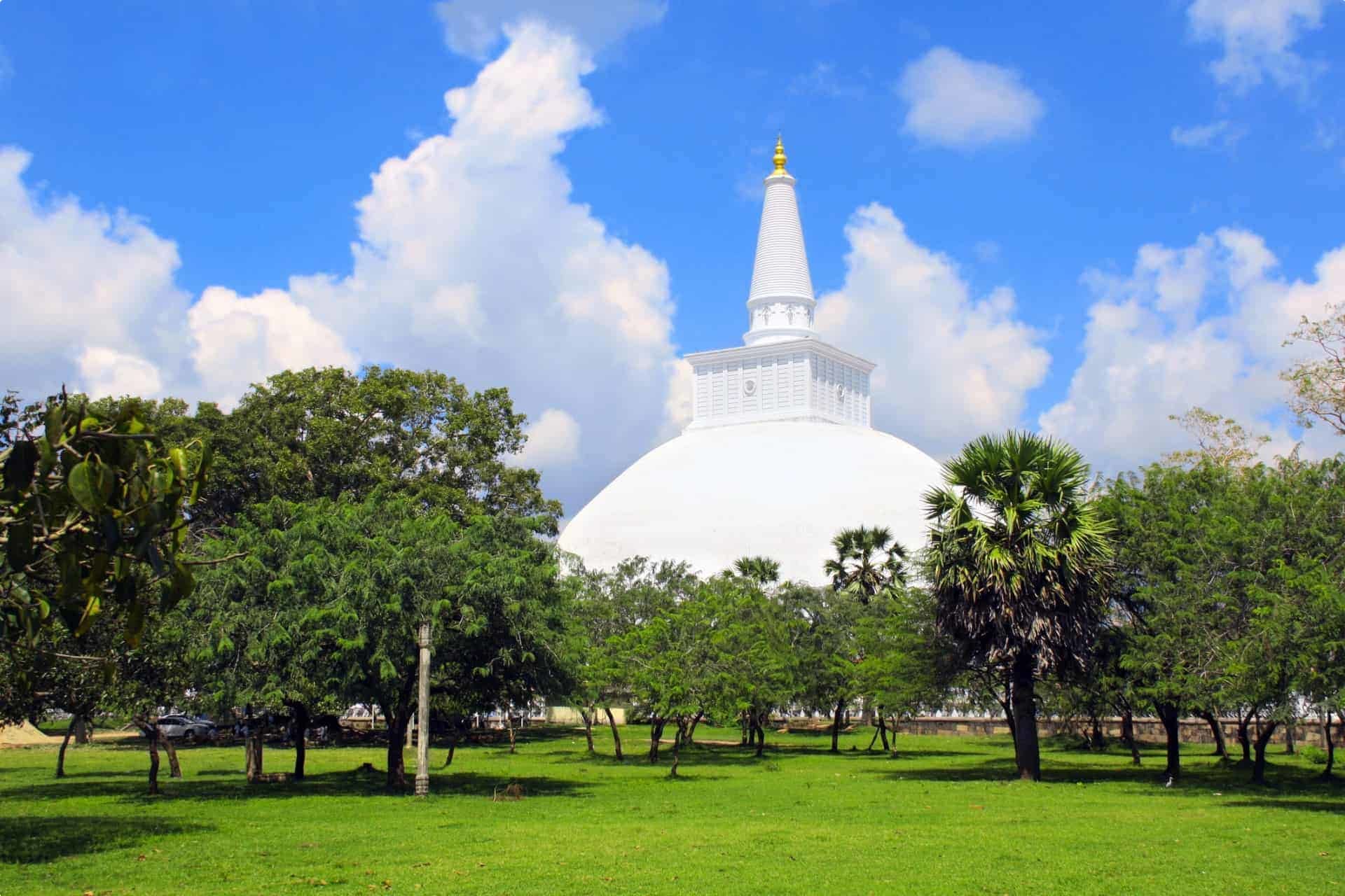 Ruwanwelisaya in Anuradhapura Sri Lanka