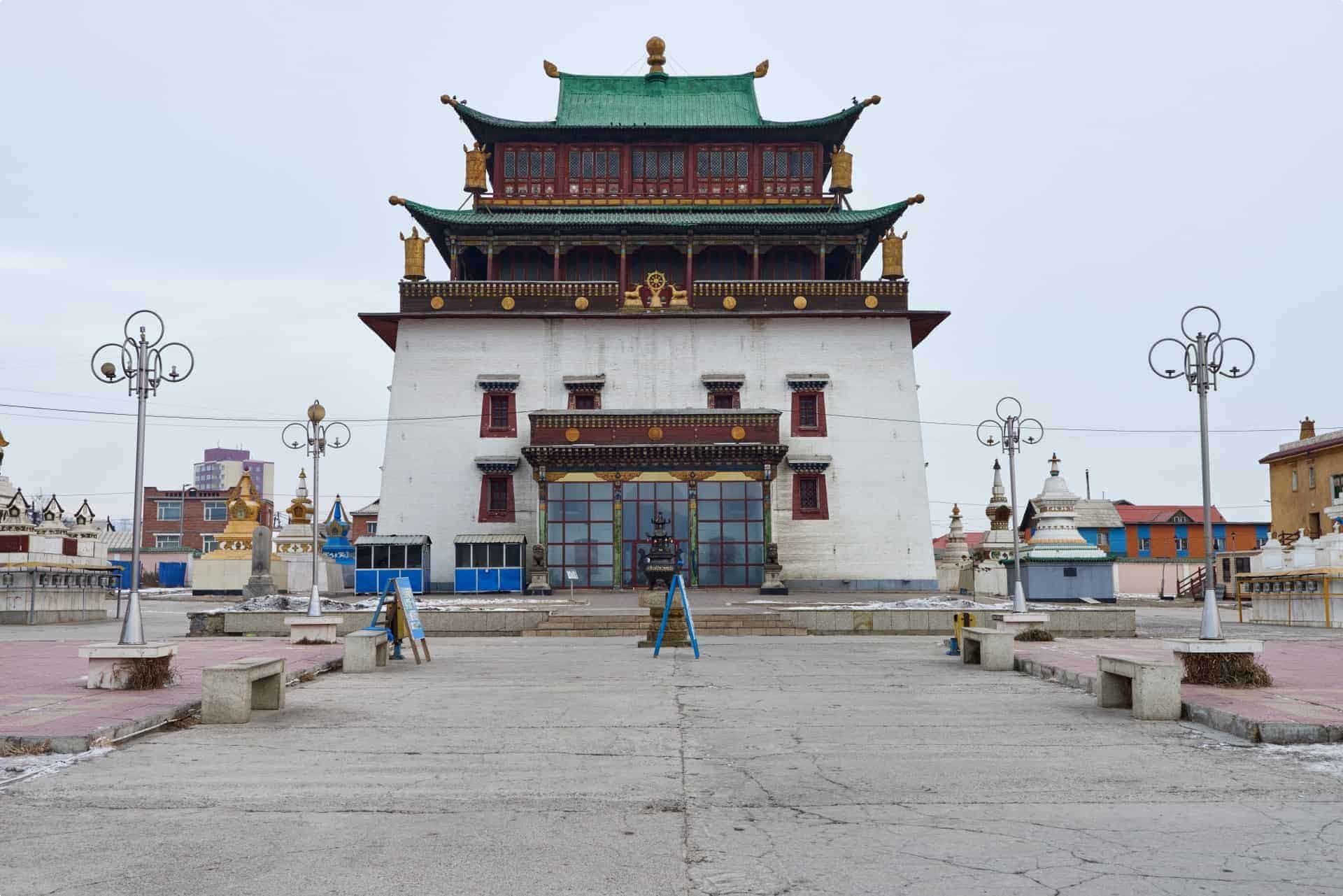 Gandantegchinlen Monastery