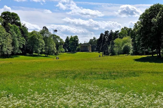 A photograph of Stowe Park today