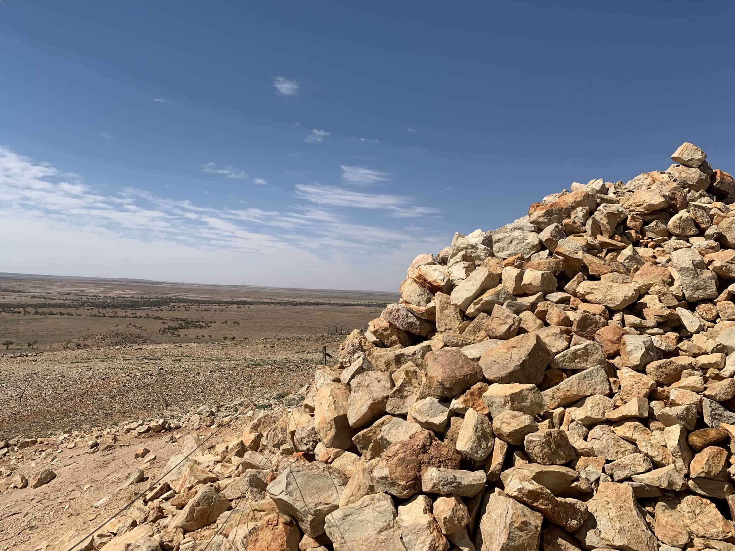 Charles Sturt and men's Cairn 