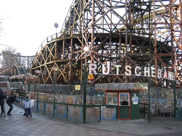 The entrance to the Rutschebanen