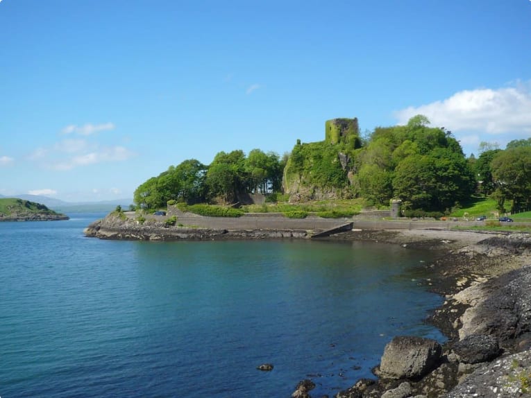 The ruins of Dunnollie Castle