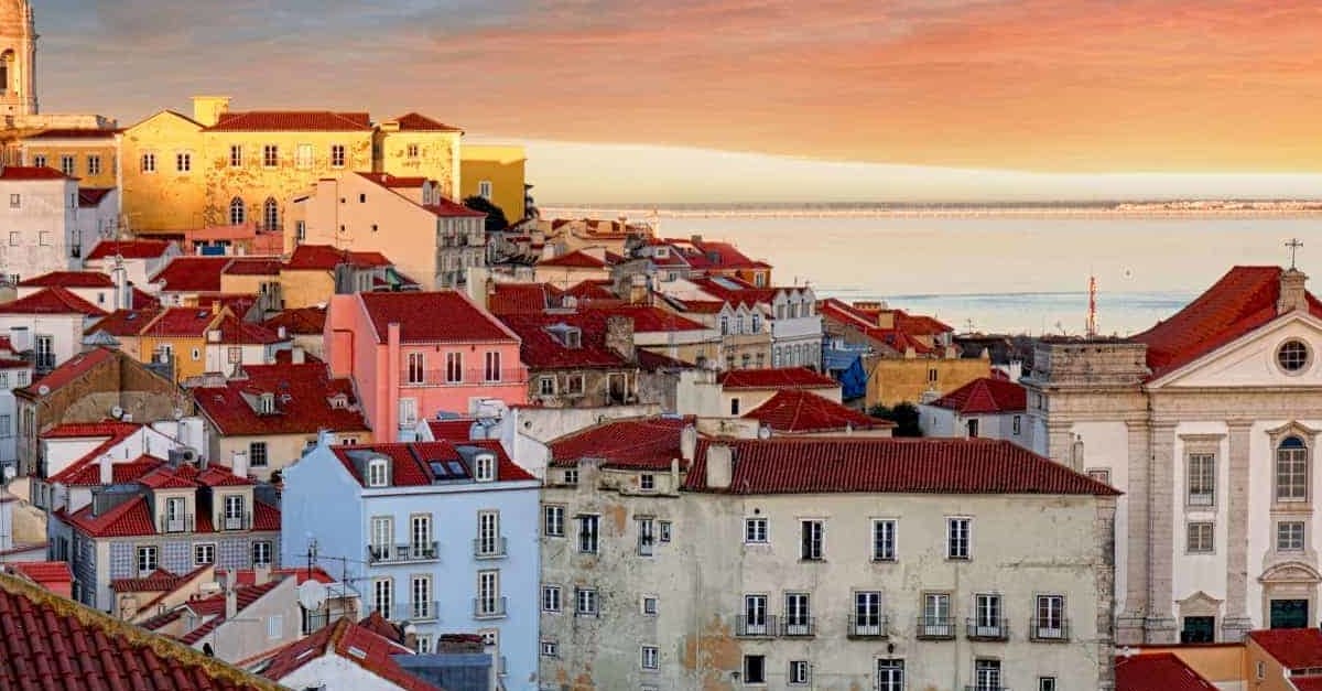 Questions about Portugal | Definitive guide - Odyssey Traveller