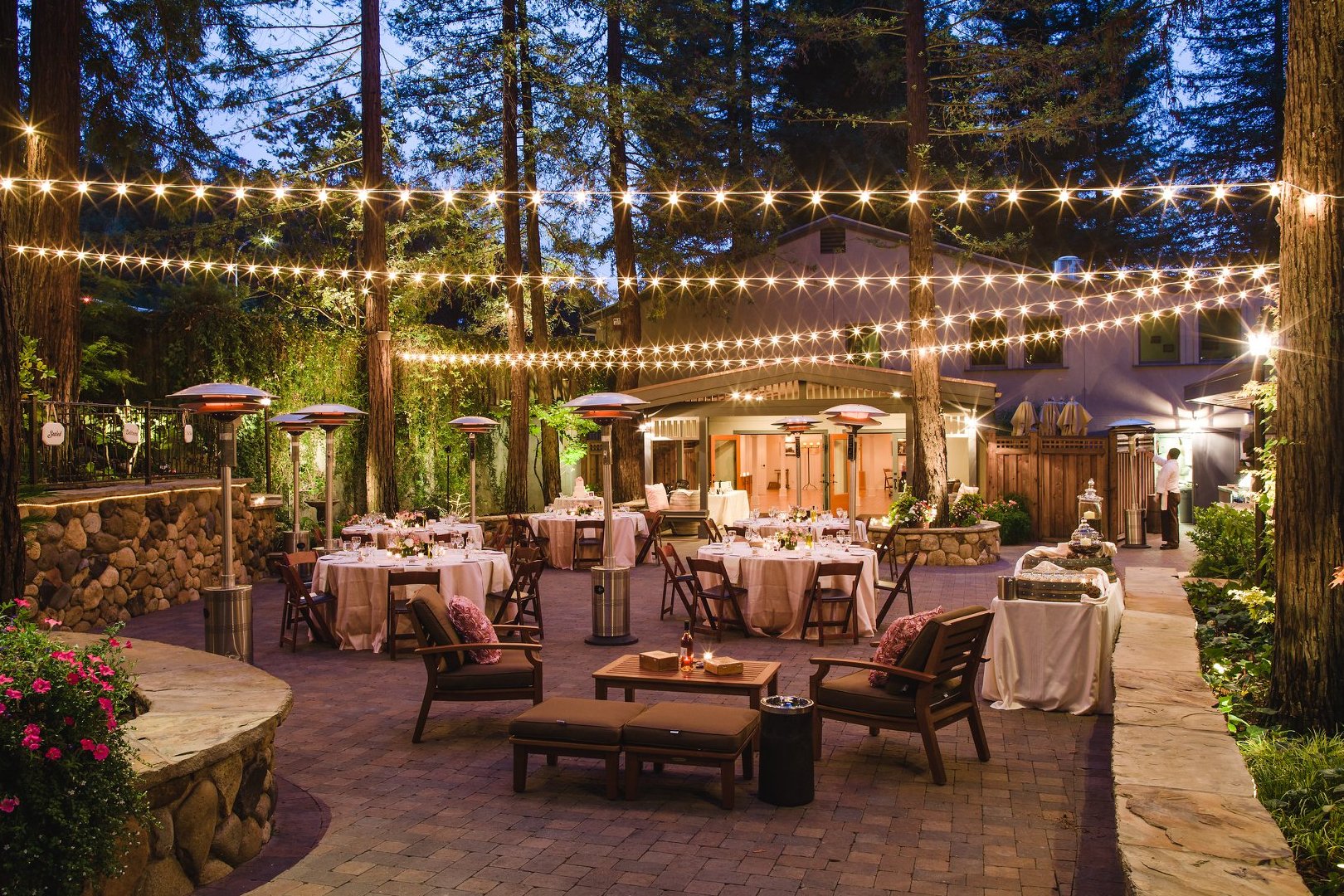 About River Belle Inn Bed & Breakfast and Healdsburg CA