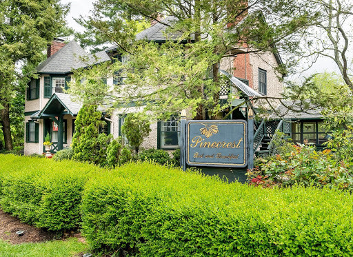 Featured Inn: Pinecrest Bed &#038; Breakfast, The Asheville Bed &amp; Breakfast Association