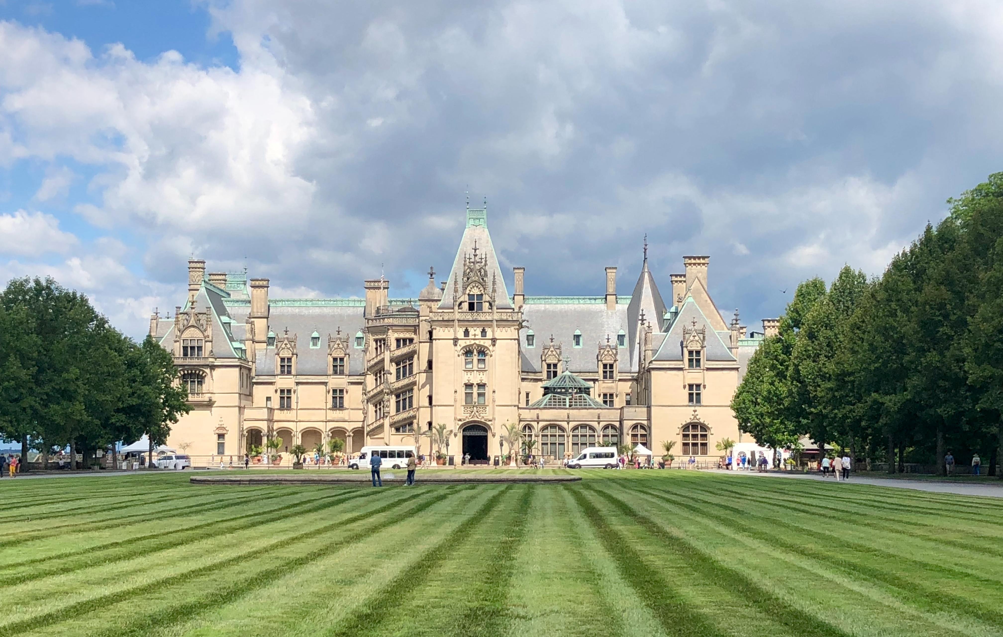 Enjoy a Socially Distanced Fourth of July in Asheville, NC, The Asheville Bed &amp; Breakfast Association