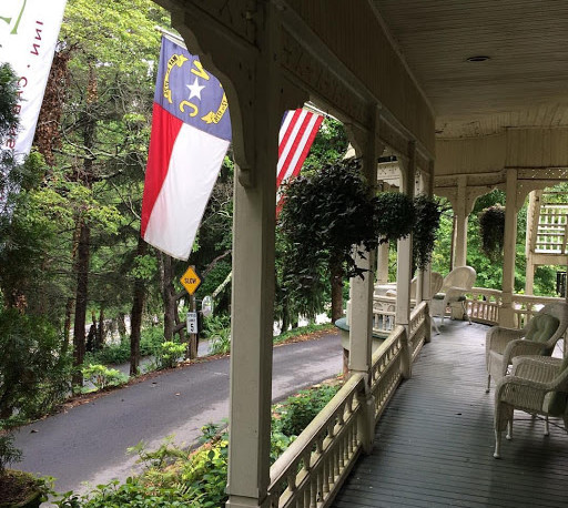 Featured Inn: Engadine Inn &#038; Cabins, The Asheville Bed &amp; Breakfast Association