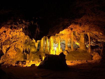 visiting caves drach porto cristo