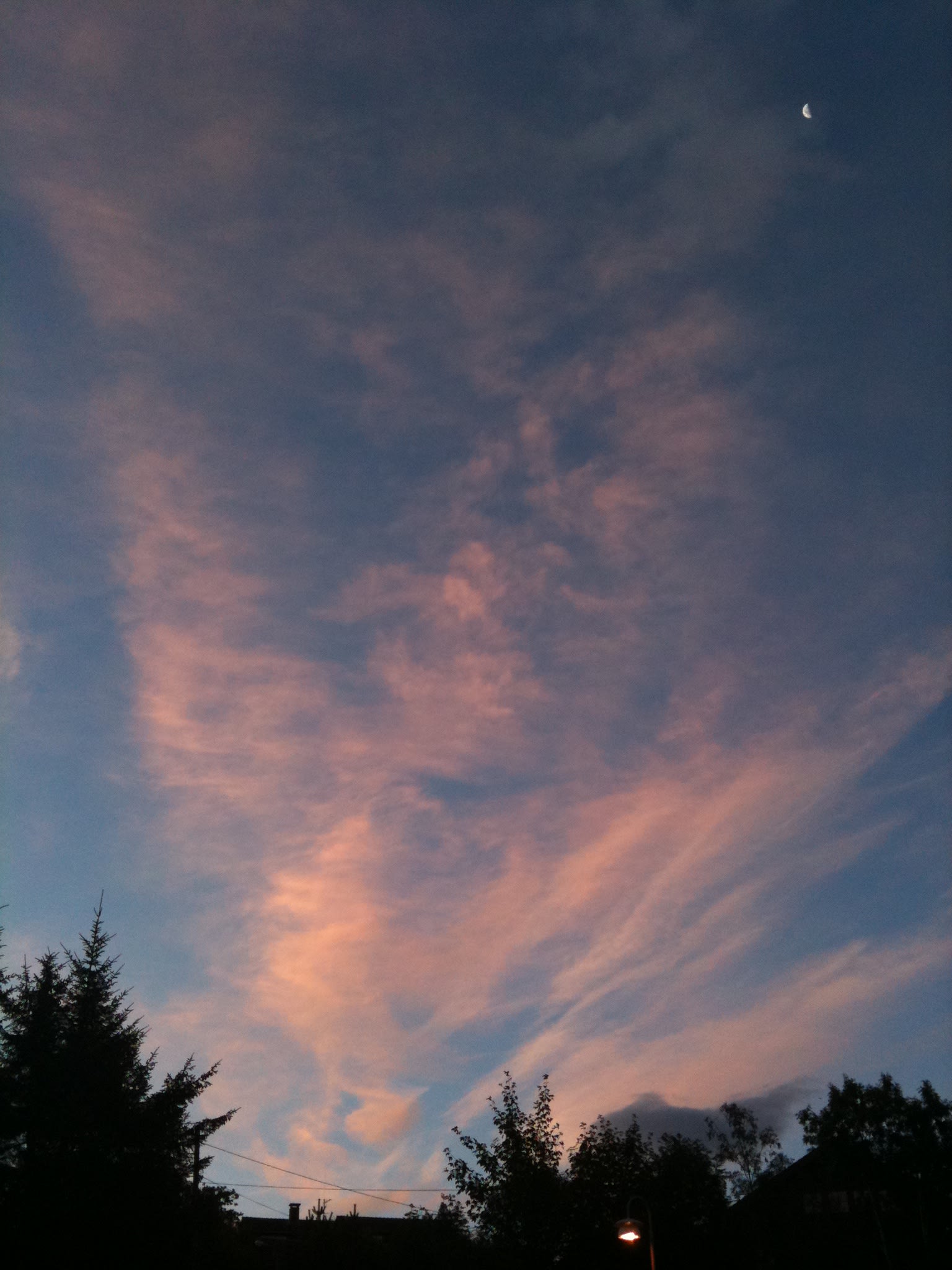 Skywatch Friday – Minutes before the sun comes|Skywatch fredag – minutter før solen kommer