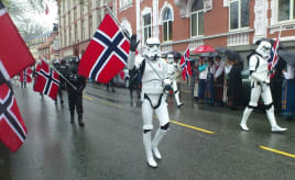 My favorite photo from Constitution Day in Norway|Star Wars og 17.mai troopersinTrondheim
