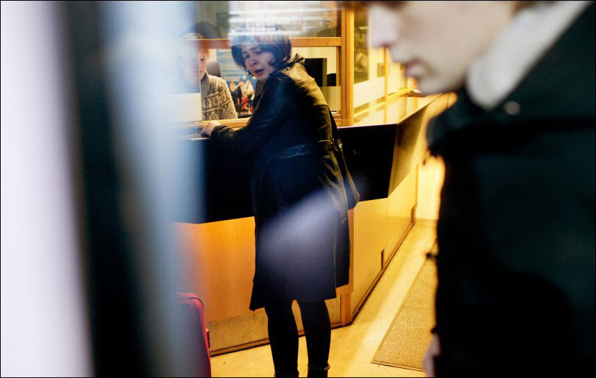 Norwegian of the year 2010 thrown out of Norway|Surrealistisk innblikk i et liv