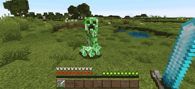 Minecraft creeper vs diamond sword