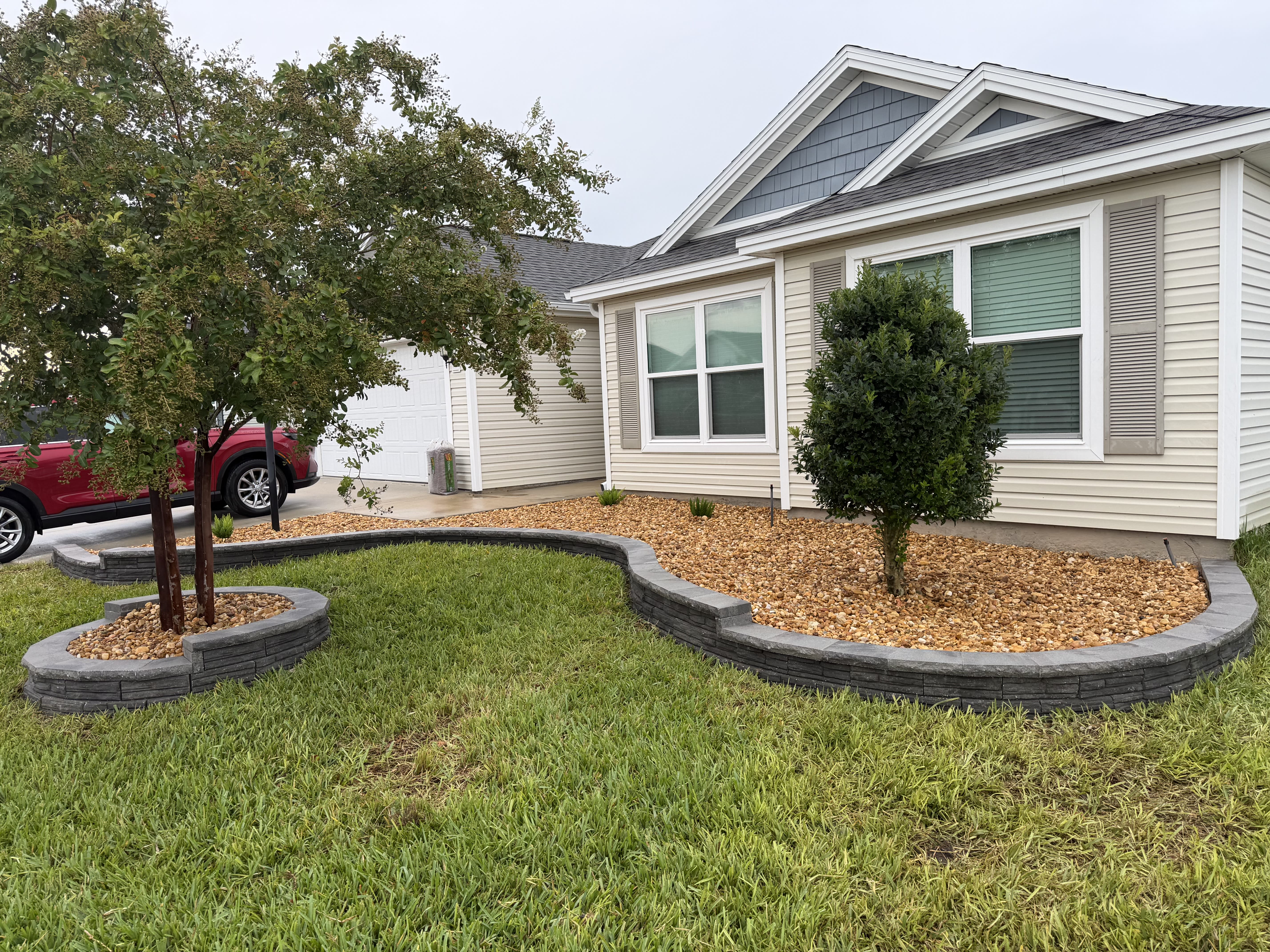 Curved landscape wall