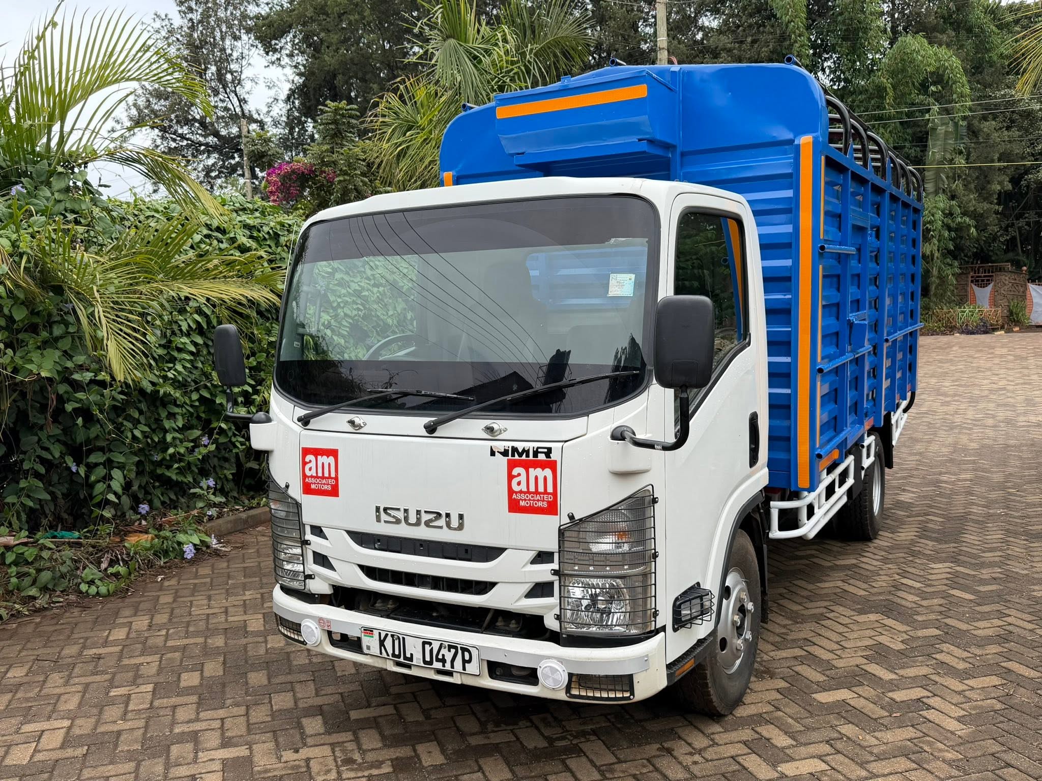 Isuzu NHR
