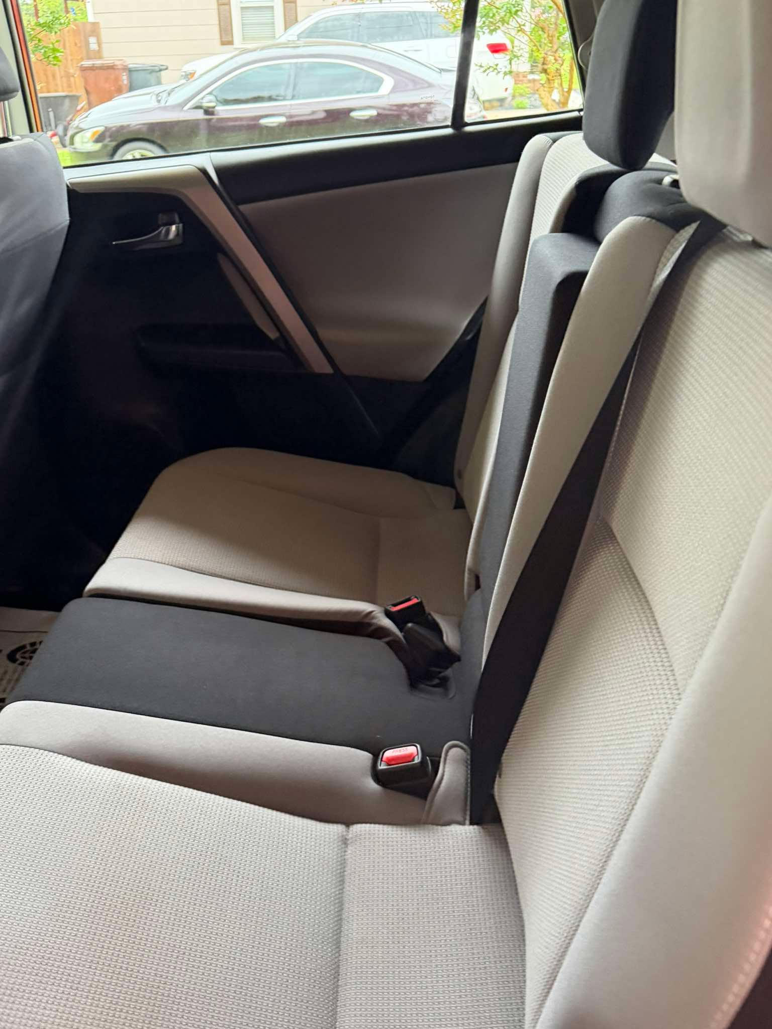 RAV4 Rear Seat Detail