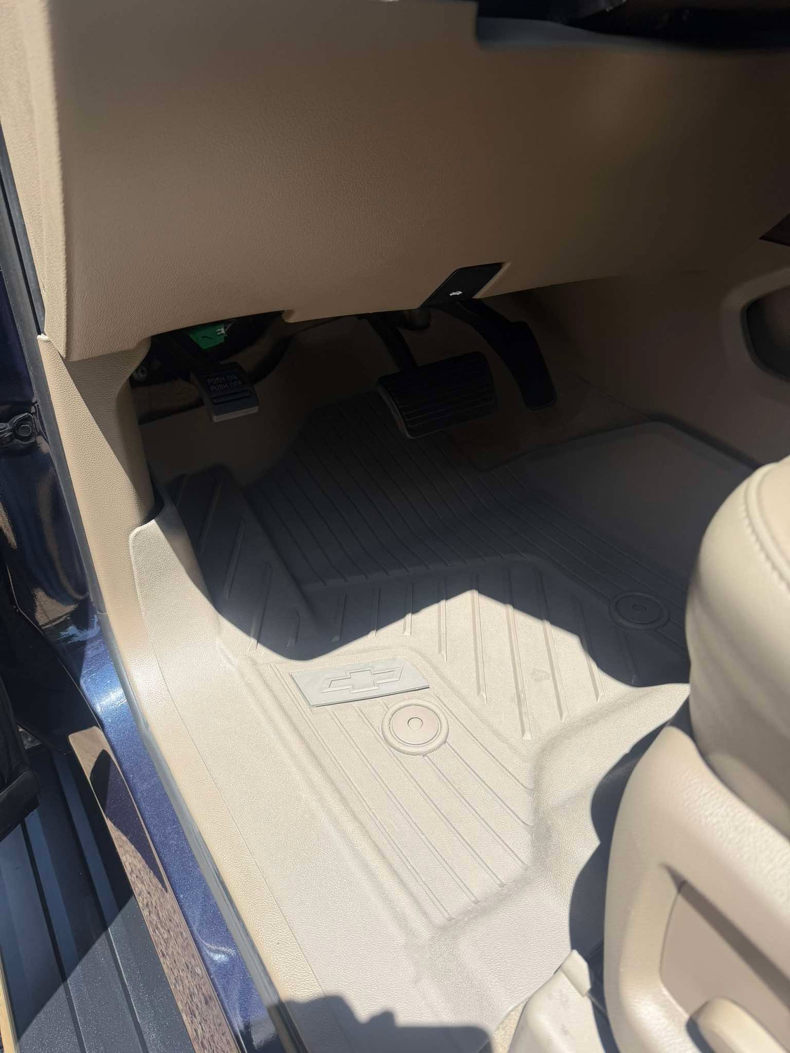 Clean Front Floor Mats
