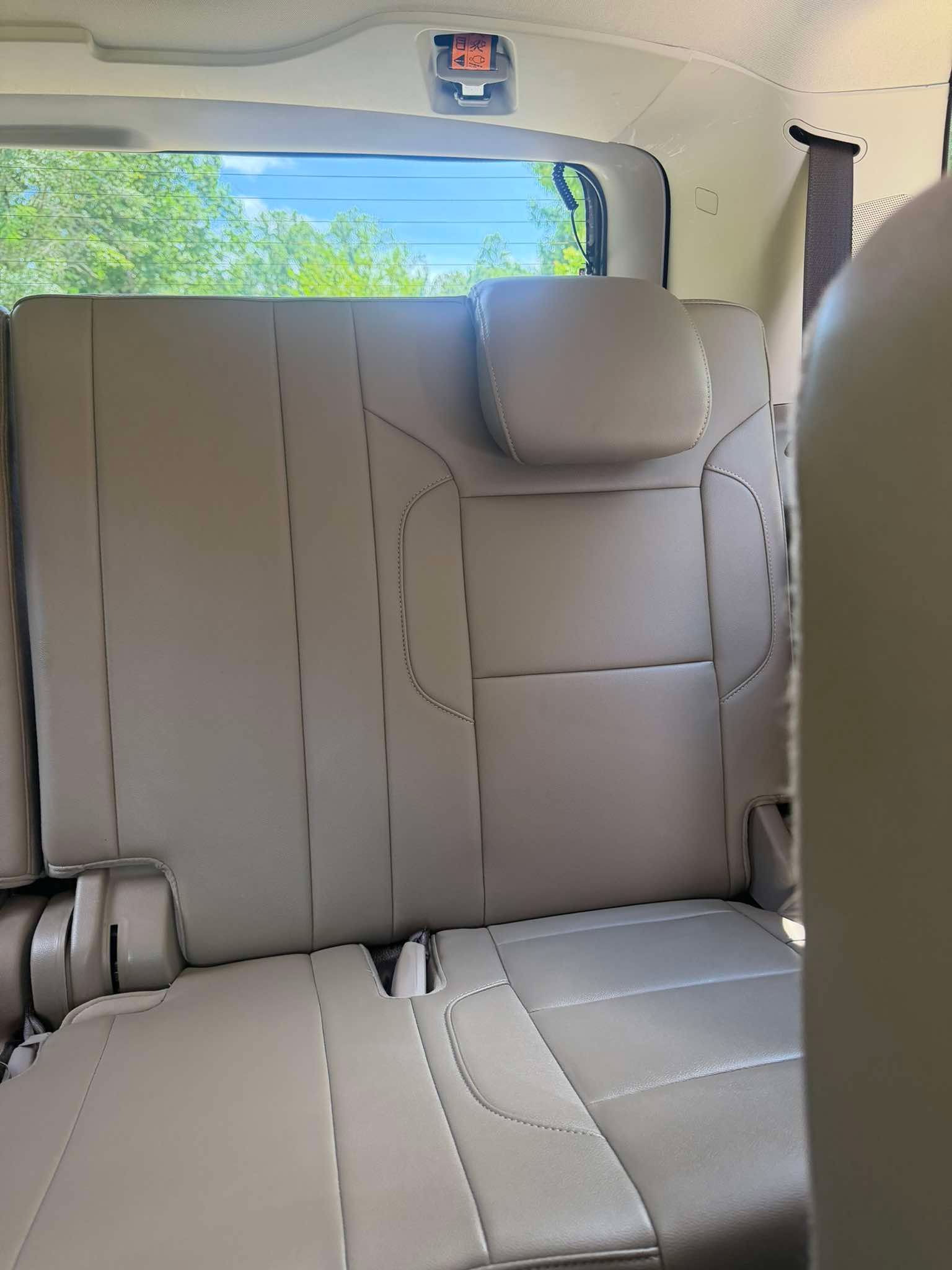 Third Row Seatback Detail