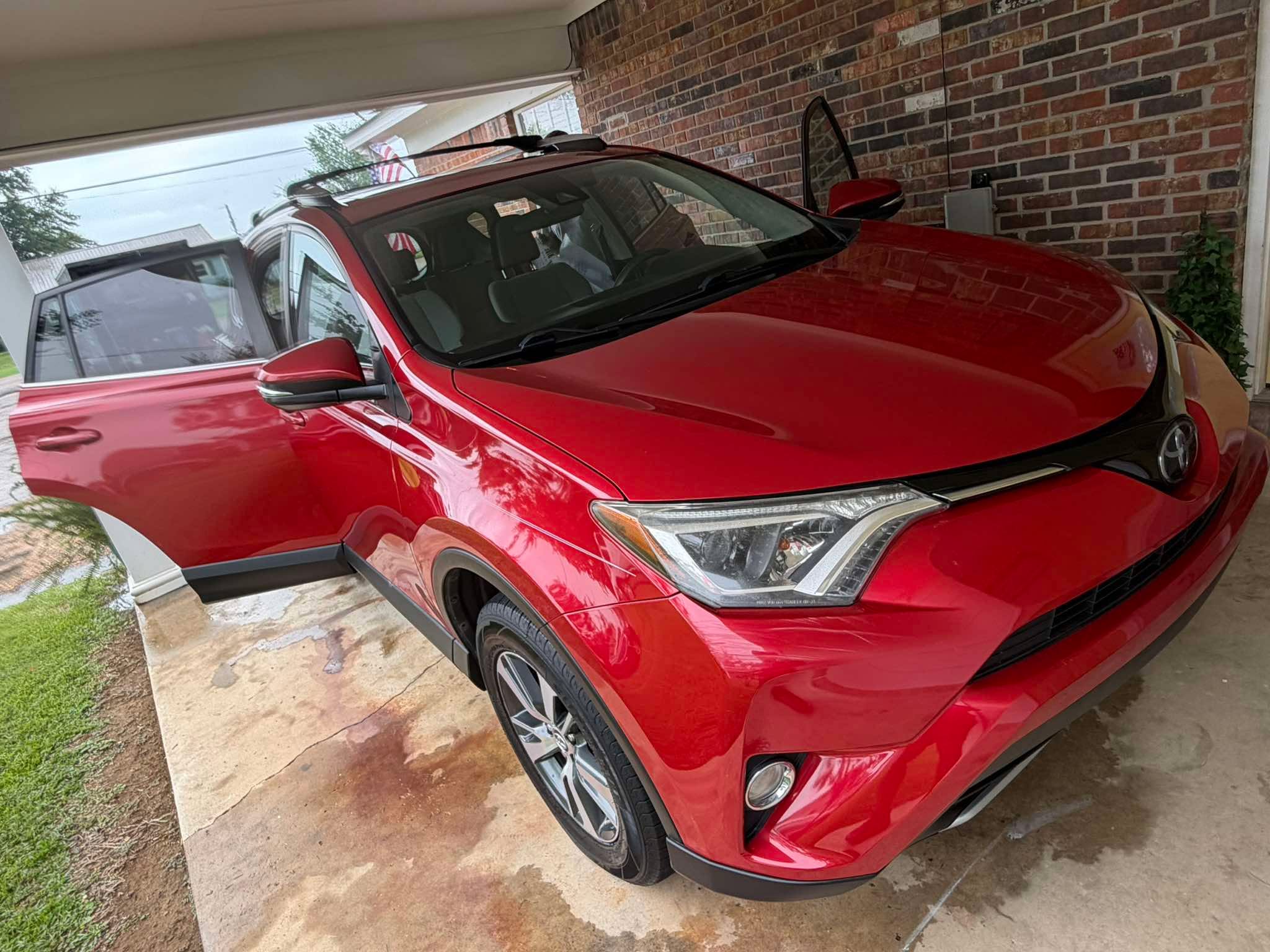 Red RAV4 Exterior Shine