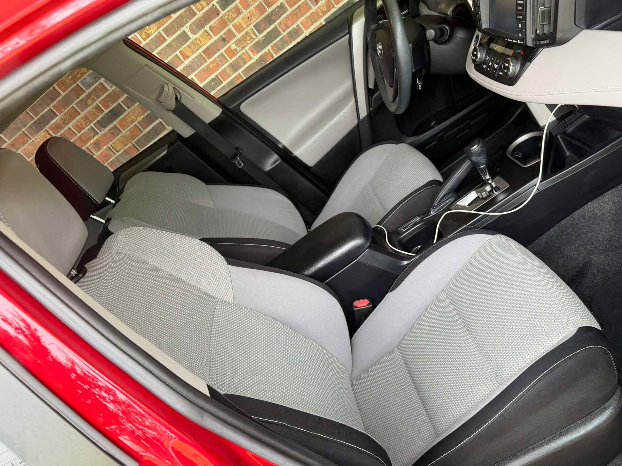Clean RAV4 Front Seats