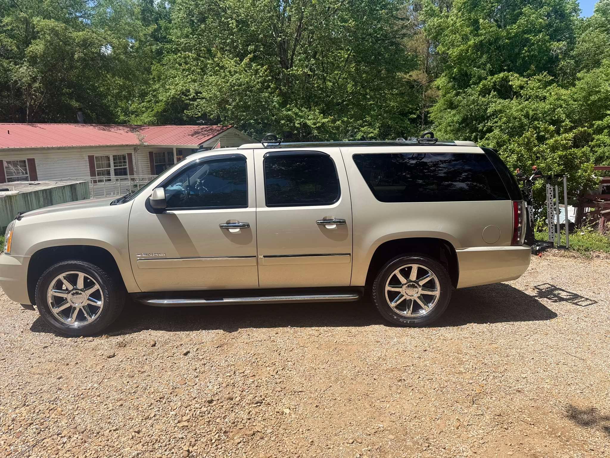 GMC Yukon Denali Exterior Shine