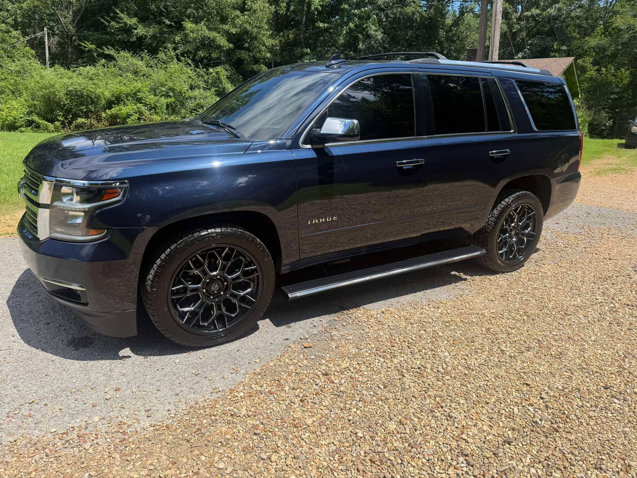 Chevy Tahoe Exterior Shine