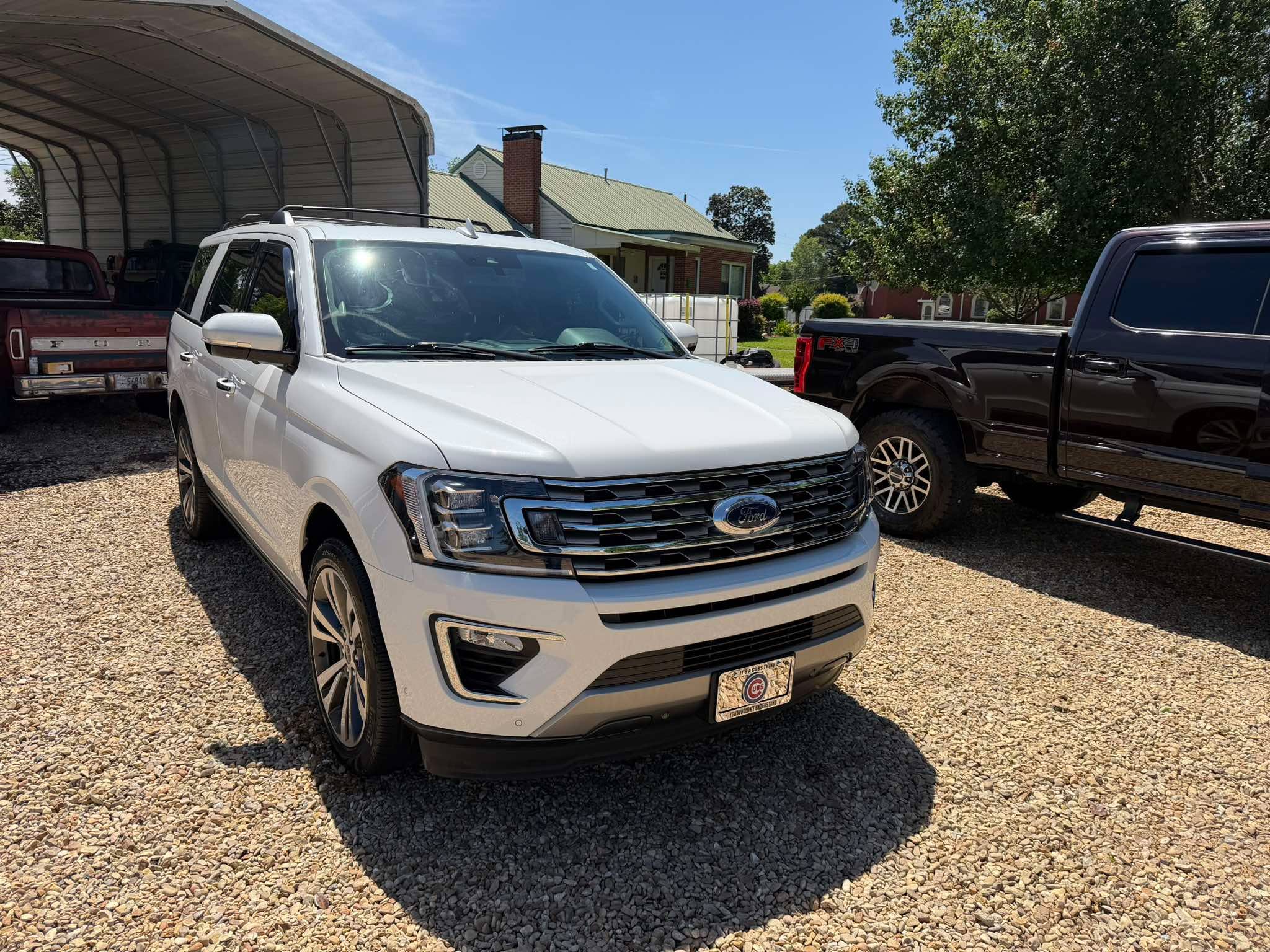 Ford Expedition Front Shine