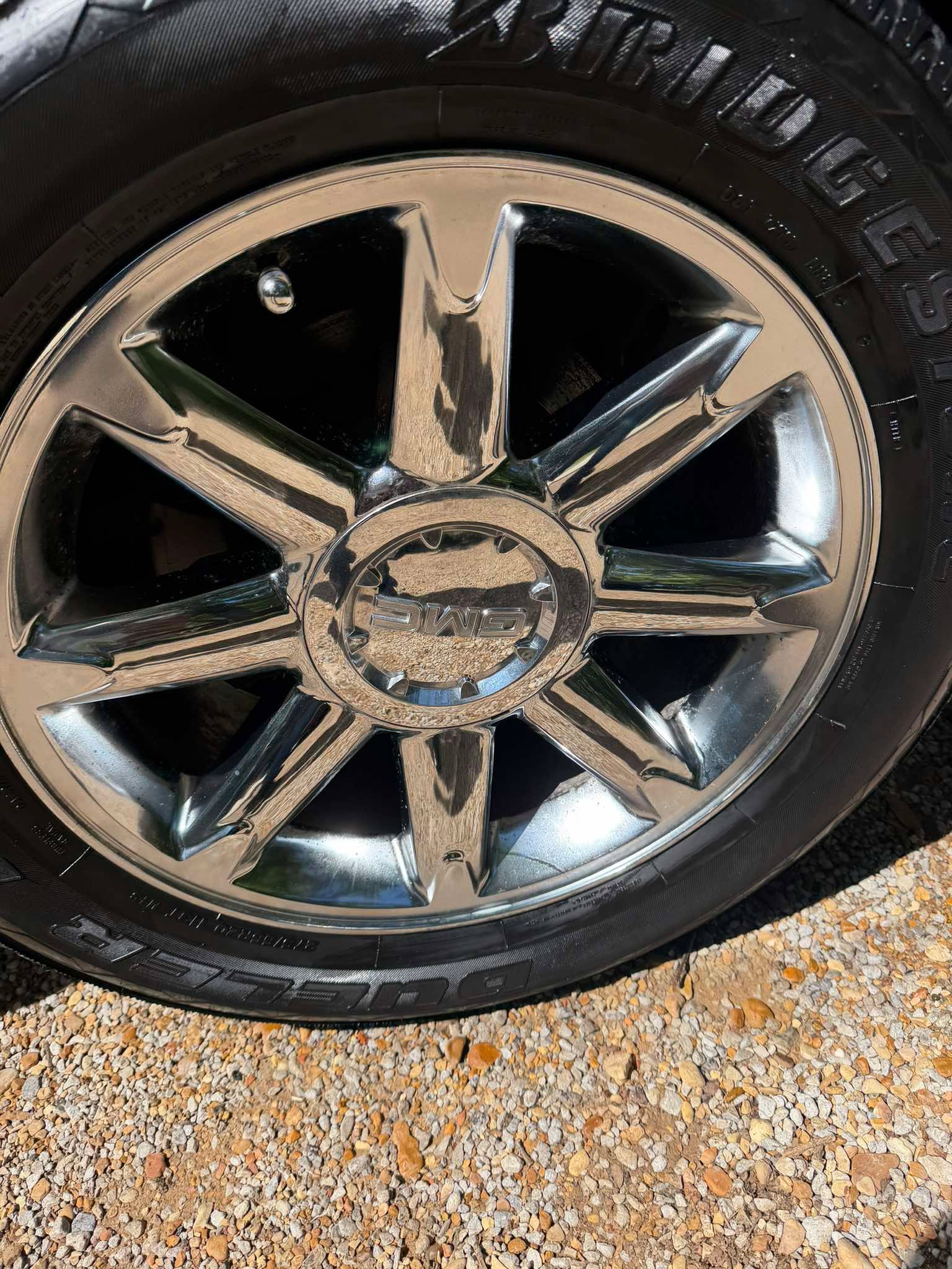Chrome GMC Wheel Detail