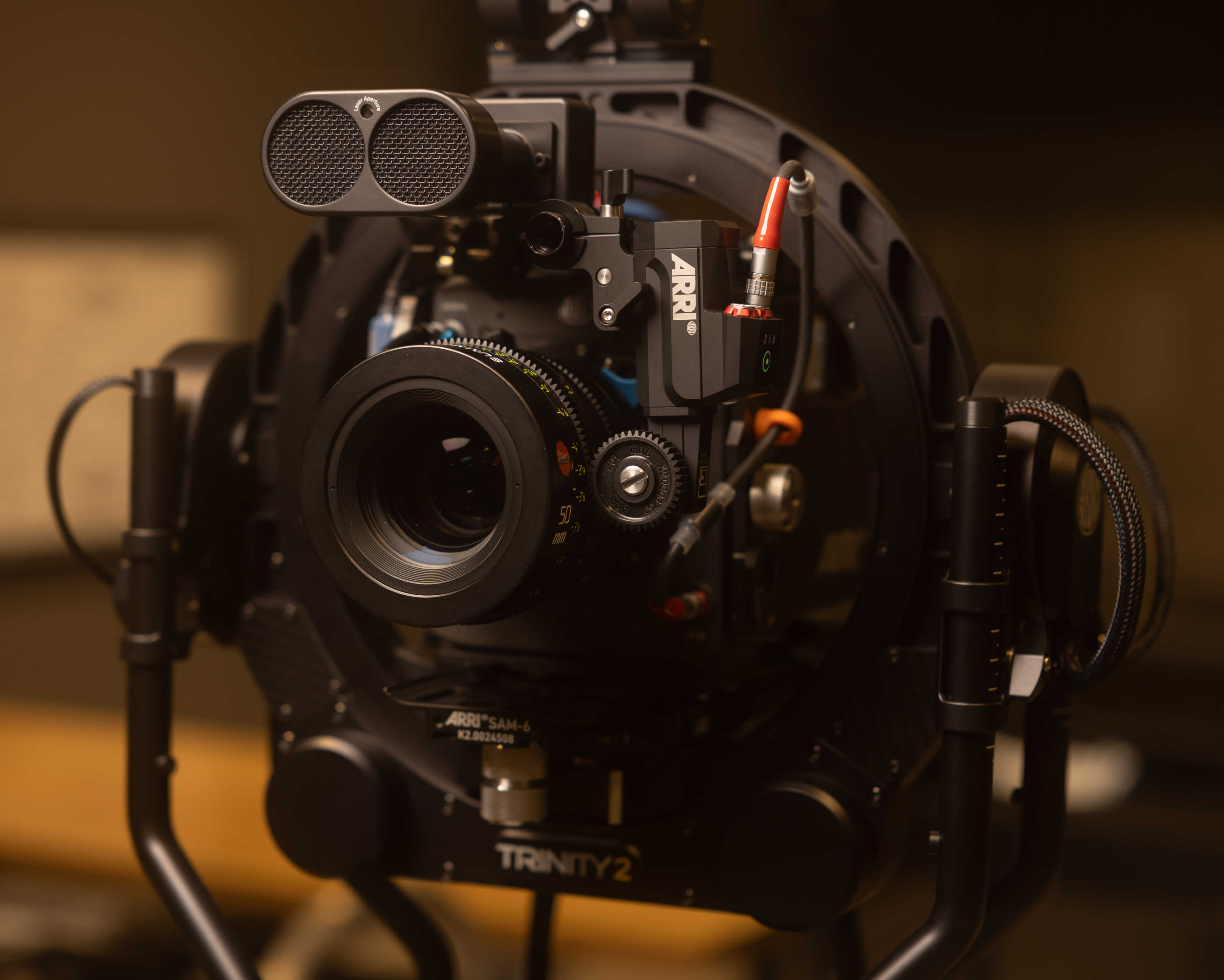 ARRI cforce mini motor with Alexa 35 camera, Leitz Summicron-C lens and Focusbug Cine RT on an ARRI Trinity 2.