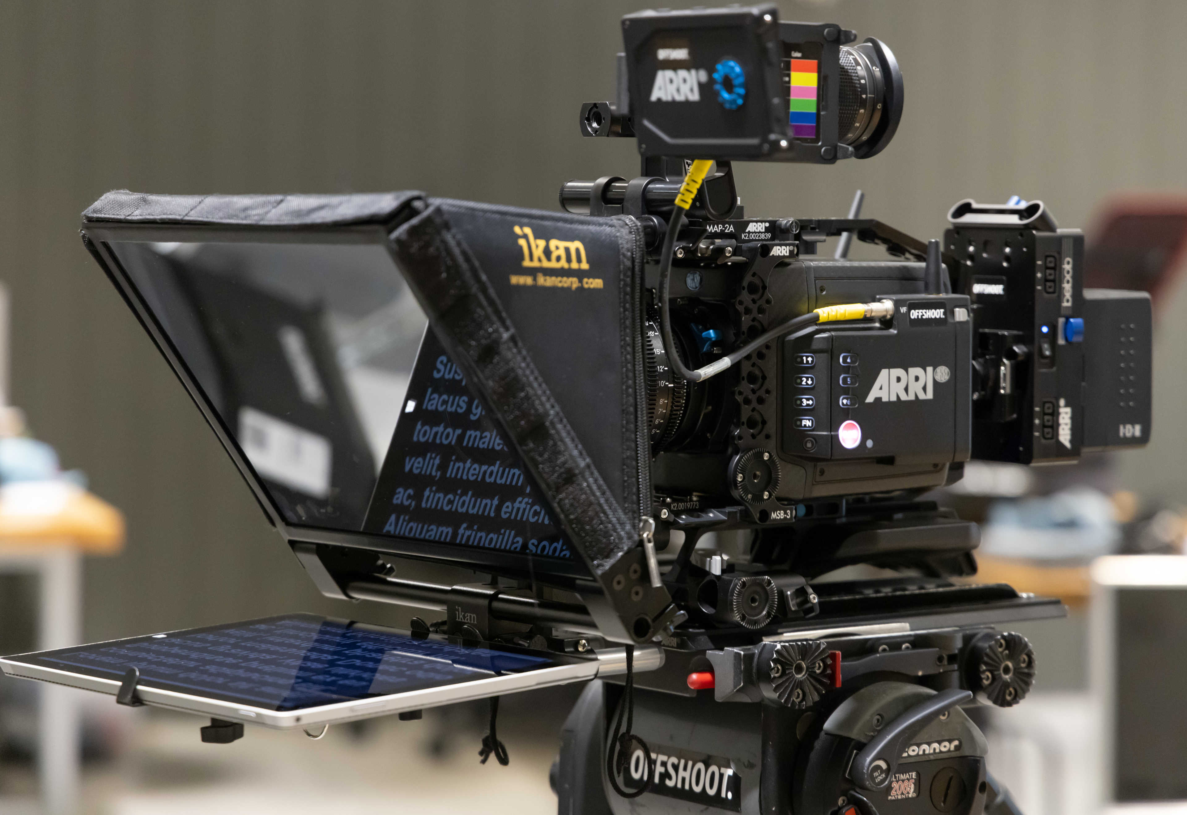 Ikan PT-Elite V2 Teleprompter usd with an ARRI Alexa Mini LF camera.