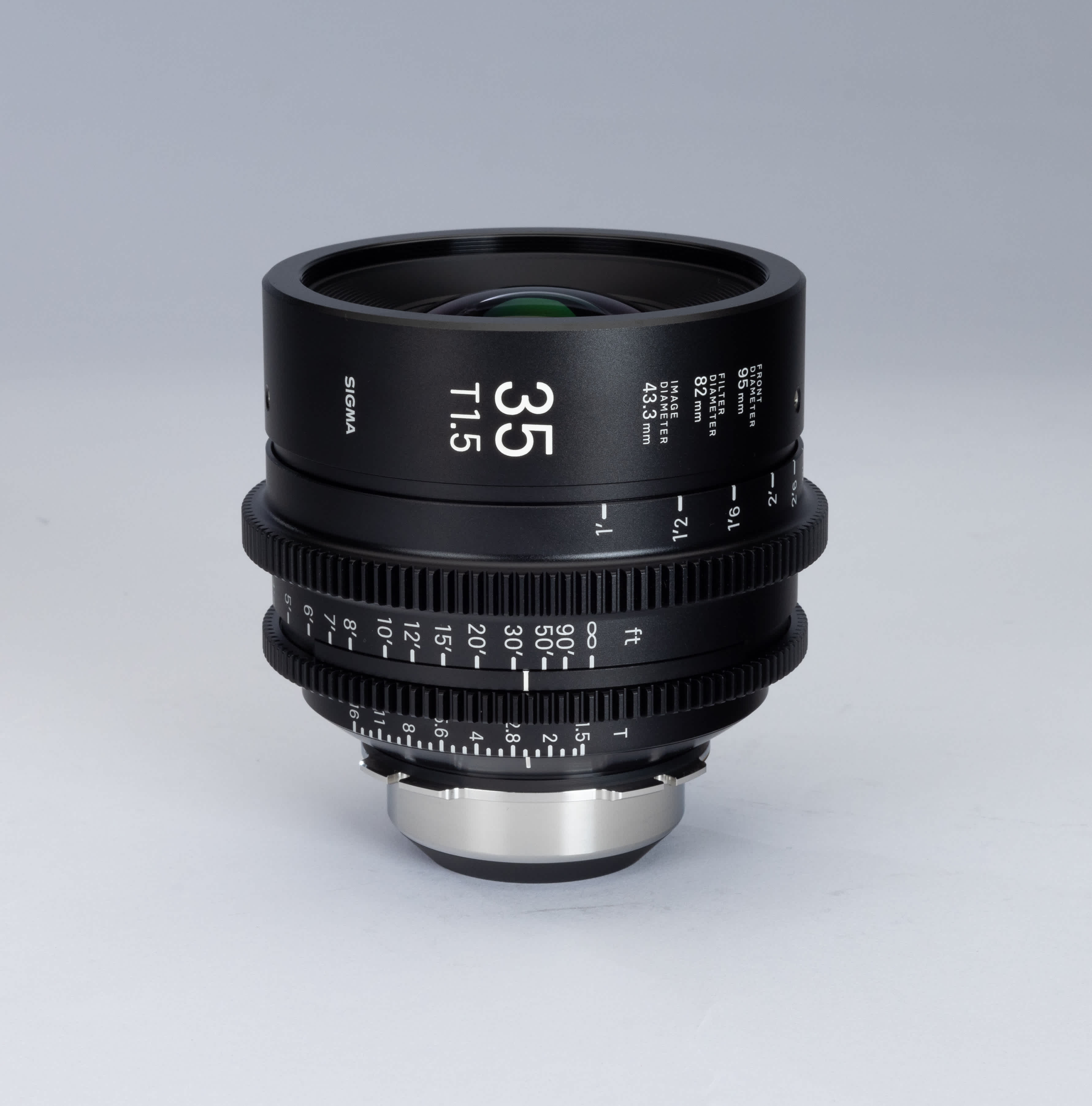 Sigma 35mm FF T1.5 prime lens.