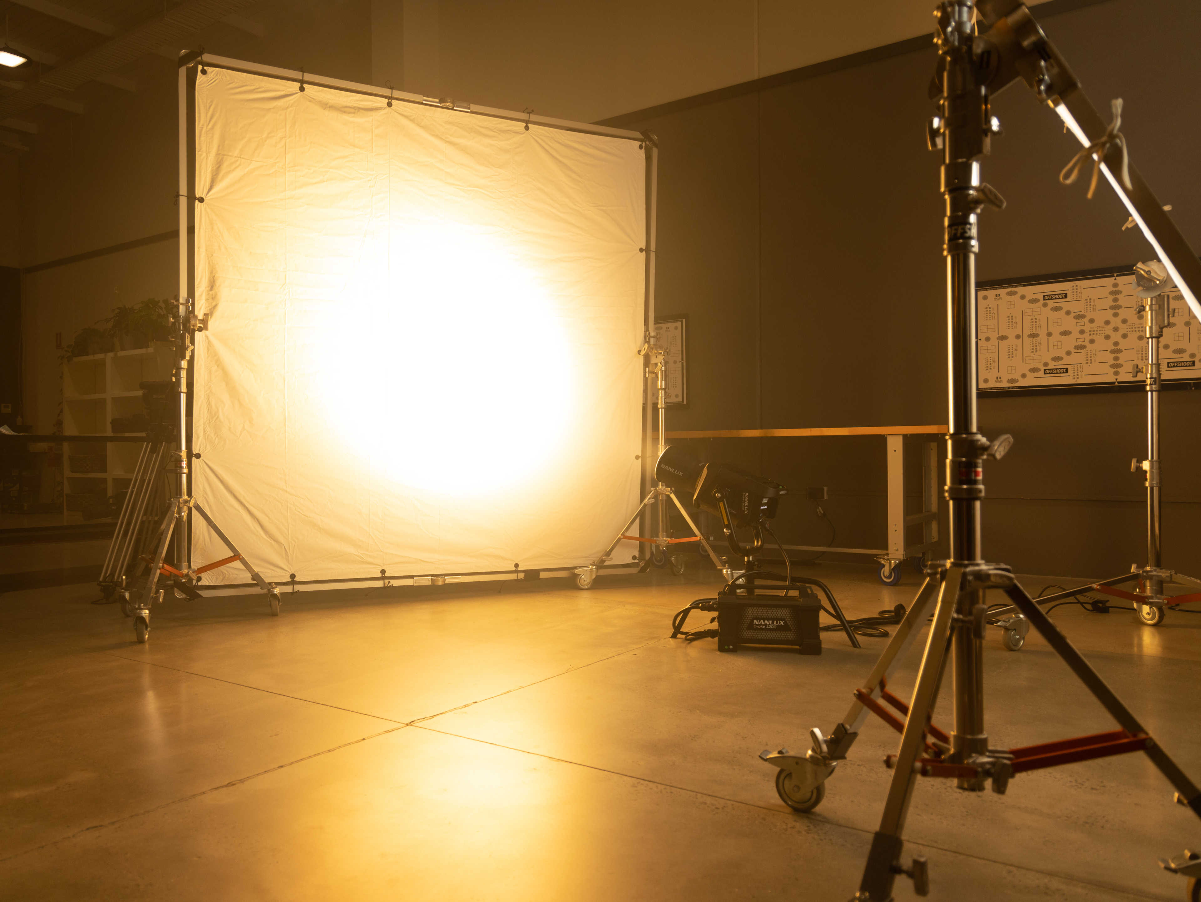 Nanlux Evoke 1200B bouncing into an 8x8 Ultrabounce.