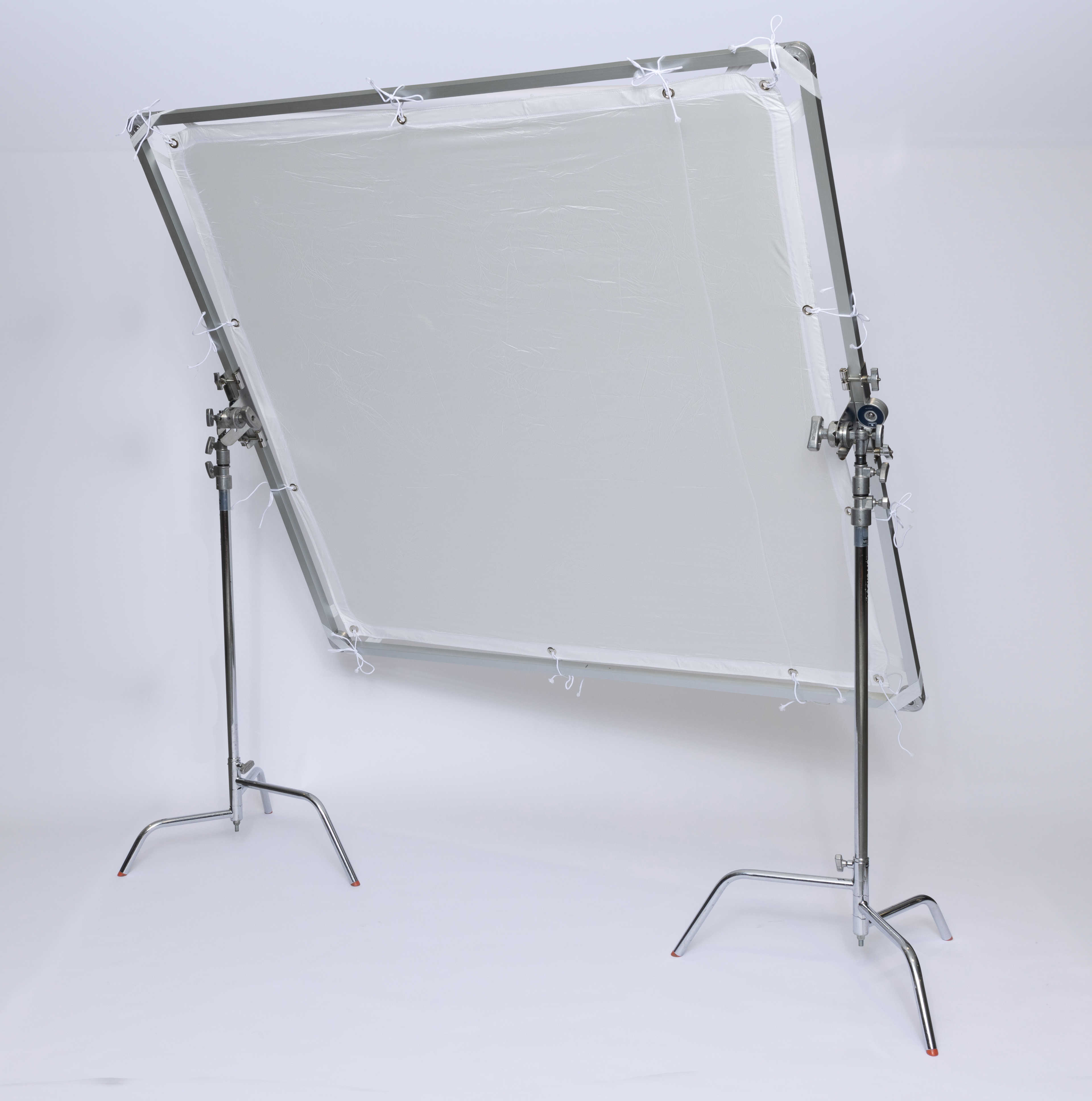LA Rag House half grid slient 6x6 rag on an Avenger H2006 foldable frame.